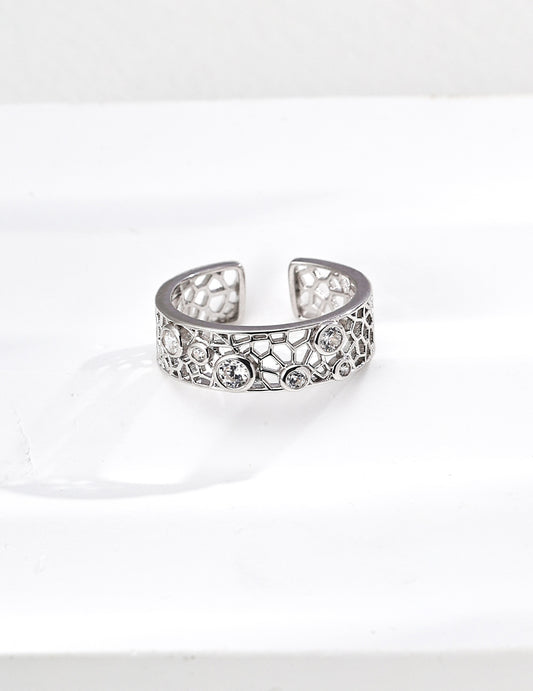 S925 Sterling Silver Zircon Ring With Vintage Laurel Wreath Design