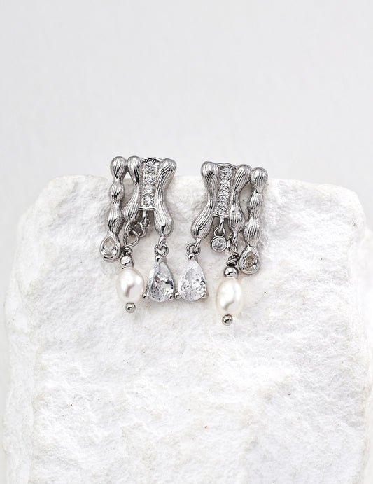 pearl & cubic zirconia vintage earrings, S925 silver pearl earrings, cubic zirconia jewelry, vintage inspired earrings, classic meets modern elegance, gemstone earrings