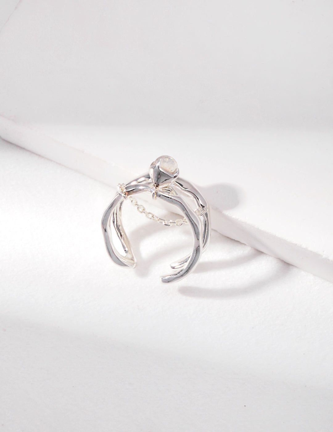 S925 Silver Gray Moonstone Ring – Adjustable Chain Design