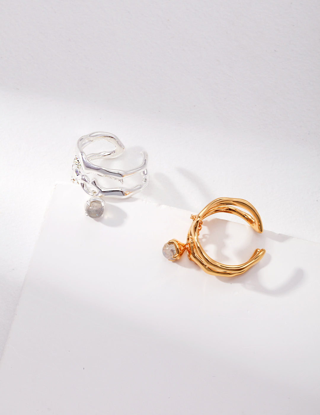 S925 Silver Gray Moonstone Ring – Adjustable Chain Design