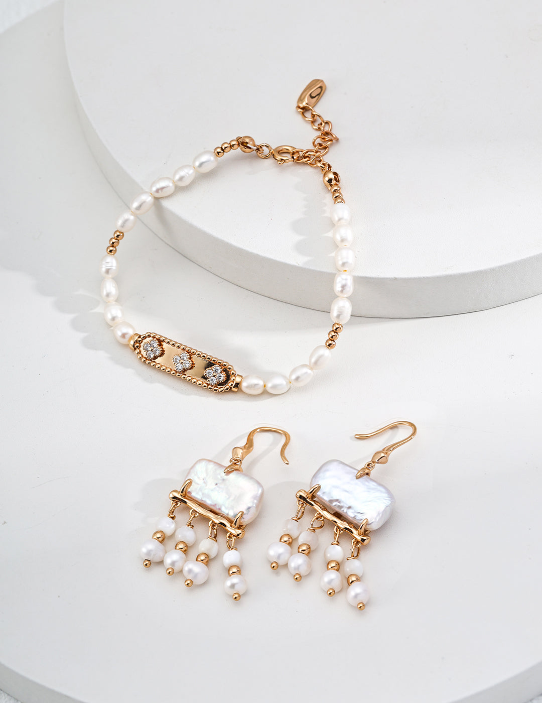 S925 Silver Natural Pearl & Mother-of-Pearl Earrings – Vintage Gold Finish