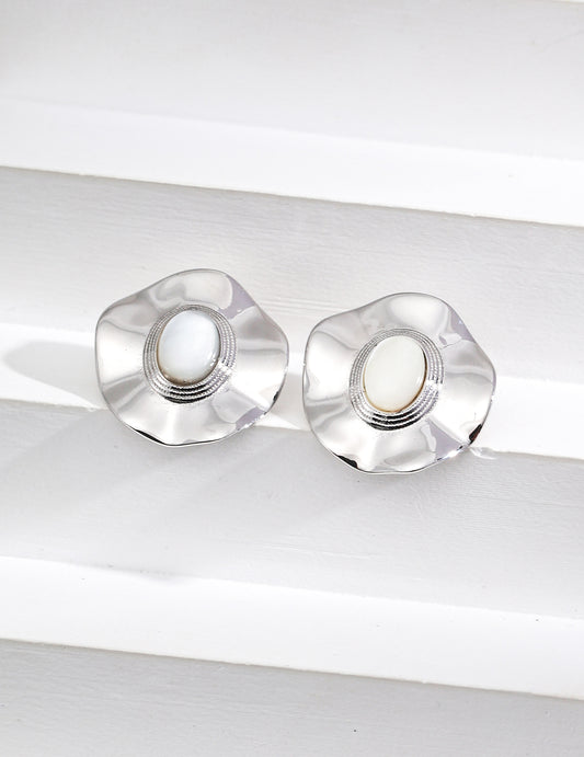 black onyx shell earrings, S925 sterling silver earrings, vintage black onyx earrings, shell gemstone earrings, elegant gemstone jewelry, artisan silver earrings,