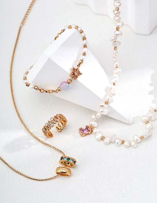 How to Choose the Perfect Pearl Necklace , pearl necklace for women, freshwater pearl necklace, gift pearl jewellery, minimalist pearl necklace