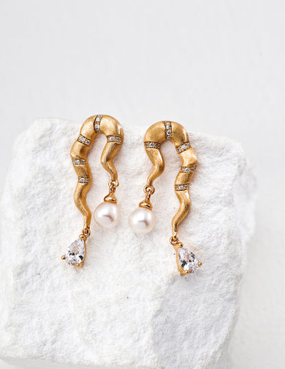 S925 Silver Natural Pearl & Zircon Earrings – Whisper of Desert Wind