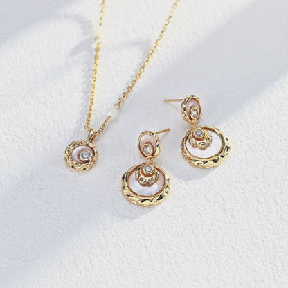 Mother of Pearl Shell Pendant Necklace With Zircon Accent