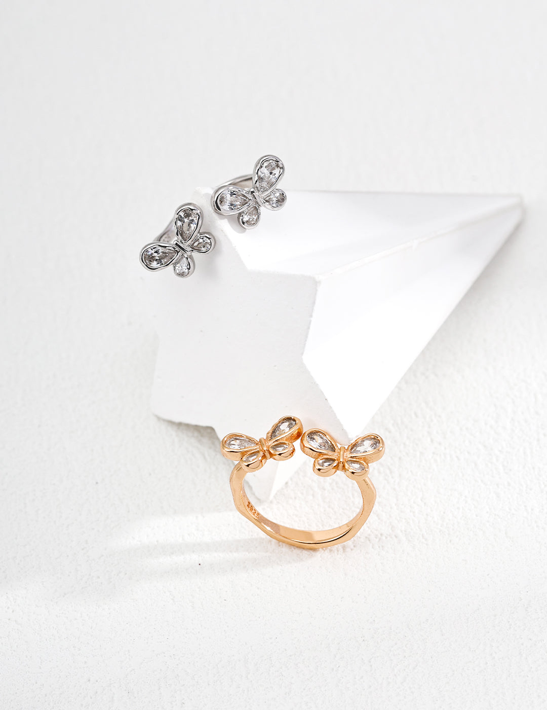 butterfly cubic zirconia ring, S925 silver butterfly ring, cubic zirconia gemstone ring, artistic design ring, modern elegant jewelry, sterling silver fashion ring, S925 silver butterfly ring with cubic zirconia