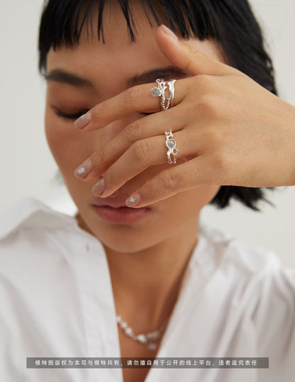 gray moonstone ring, S925 silver moonstone ring, adjustable gemstone ring, elegant moonstone jewelry, artisan silver ring, minimalist moonstone ring