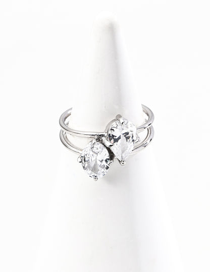 Minimalist Cubic Zirconia Ring, S925 silver CZ ring, minimalist gemstone ring, vintage gold platinum ring, elegant statement ring, cubic zirconia jewelry
