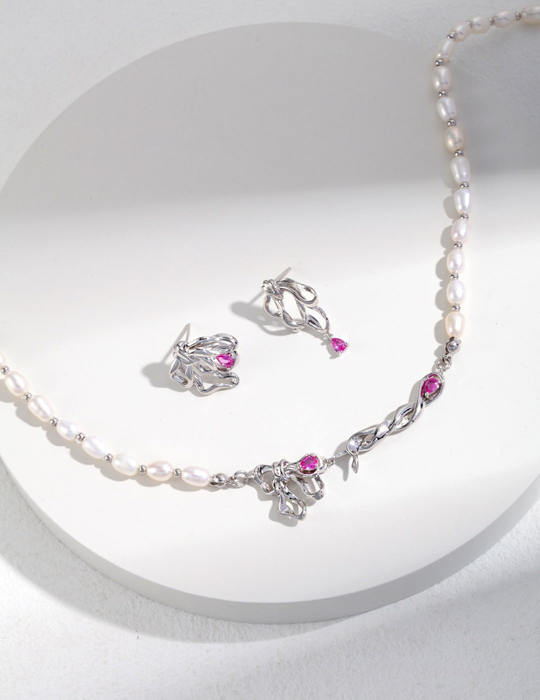  S925 silver ribbon design asymmetric earrings  