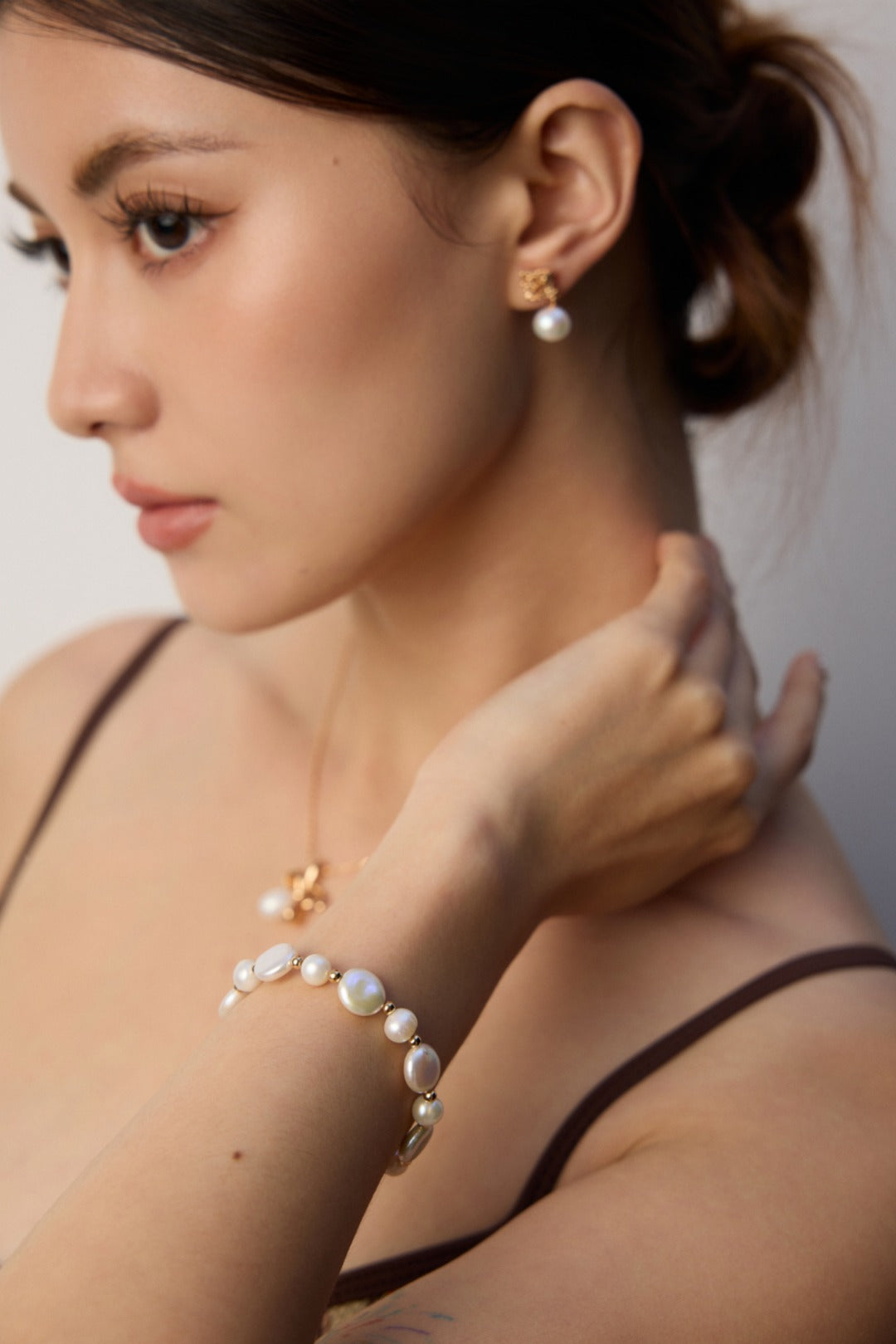 baroque button pearl bracelet, S925 silver pearl bracelet, baroque pearl jewelry, lantern spacer bracelet, artisan pearl bracelet, elegant gemstone bracelet