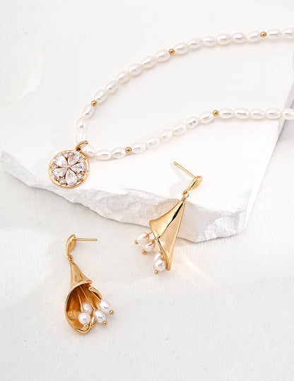 Natural Pearl & Cubic Zirconia Necklace, S925 silver pearl necklace, cubic zirconia leaf shape jewelry, vintage gold pendant necklace, adjustable chain pearl necklace, elegant gemstone necklace
