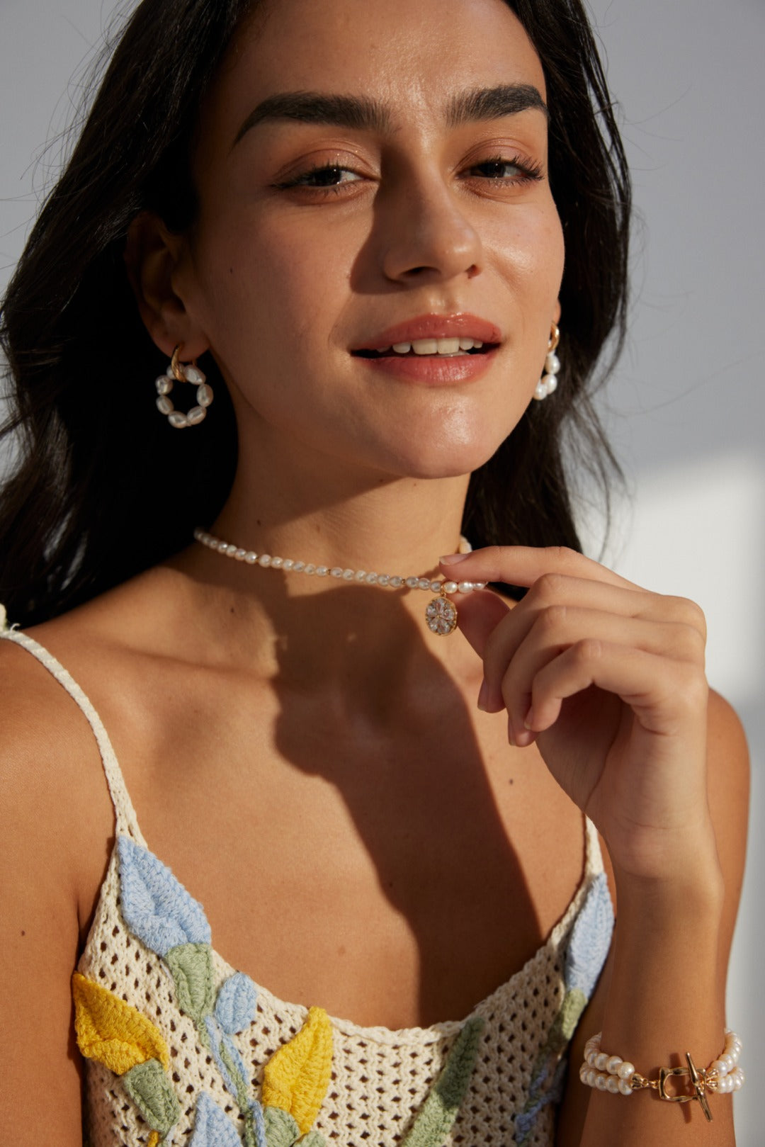 Natural Pearl & Cubic Zirconia Necklace, S925 silver pearl necklace, cubic zirconia leaf shape jewelry, vintage gold pendant necklace, adjustable chain pearl necklace, elegant gemstone necklace