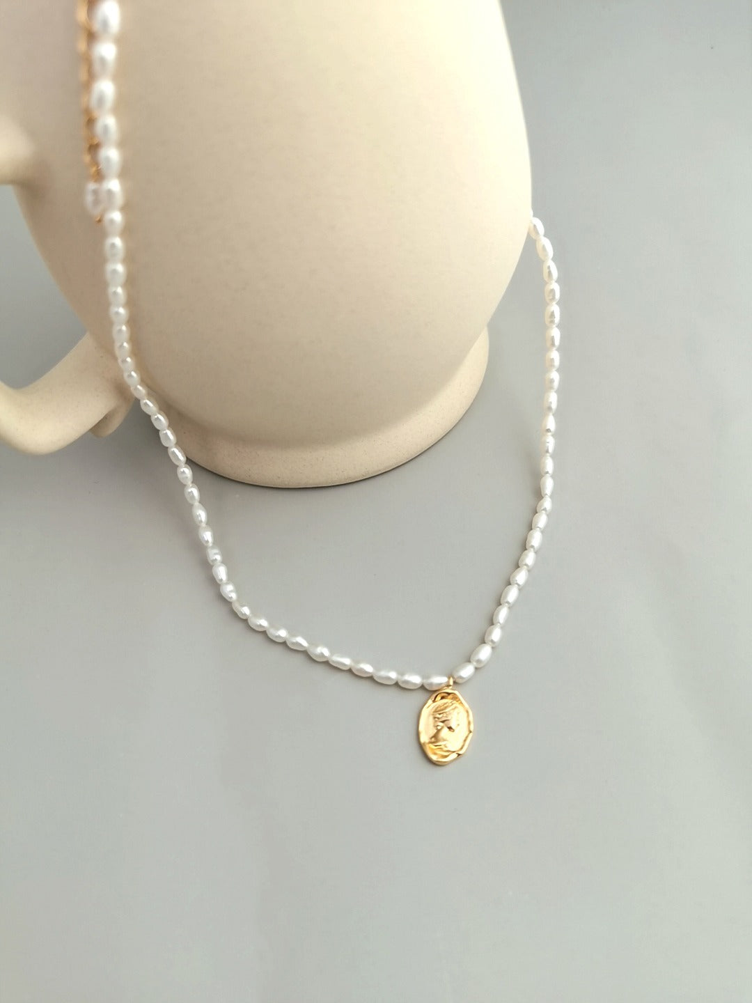 rice pearl choker necklace, S925 silver pearl choker, S925 silver pearl choker, vintage gold pearl necklace, adjustable choker necklace, elegant rice pearl jewelry