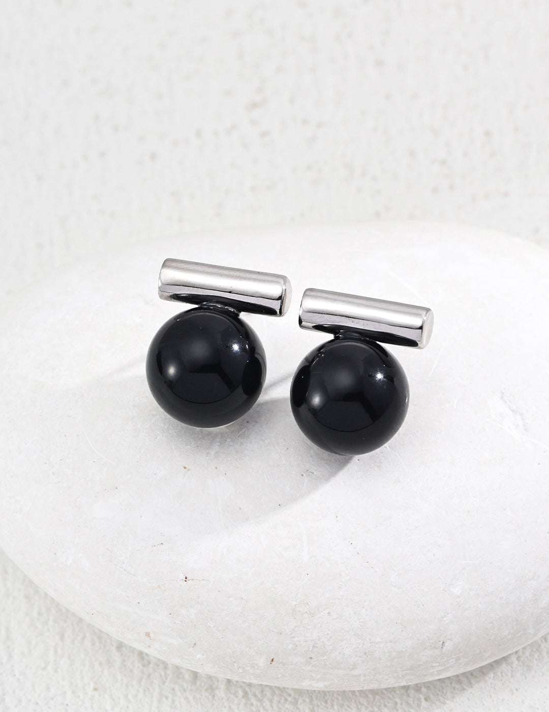Tiger’s Eye & Black Onyx minimalist Earrings, S925 tiger’s eye earrings, black onyx minimalist earrings, sterling silver gemstone earrings, vintage inspired jewelry, bold gemstone earrings