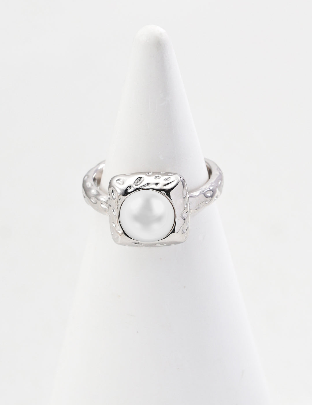 Minimalist Natural Pearl Ring, S925 silver pearl ring, natural pearl jewelry, adjustable ring, minimalist ring design, everyday elegant ring