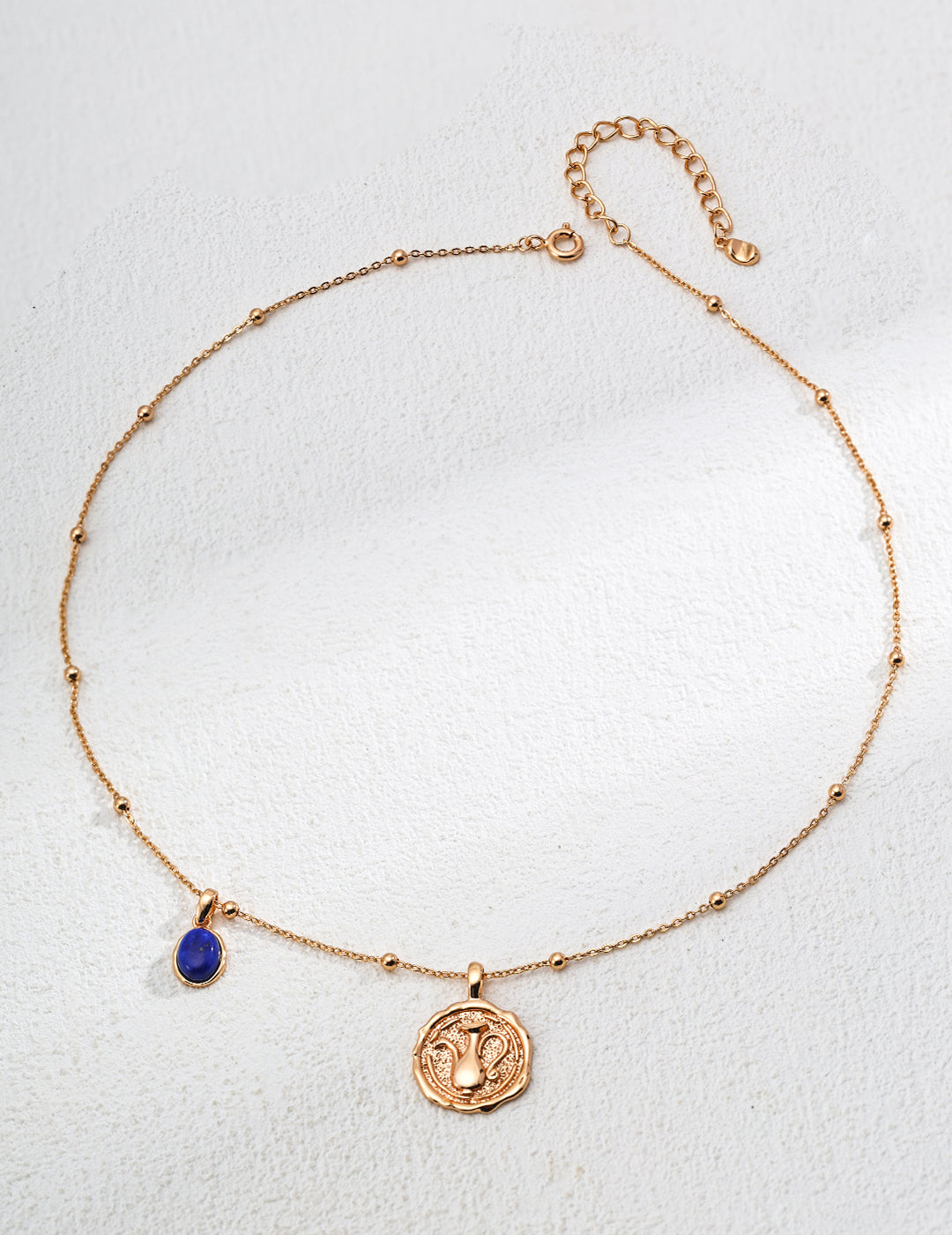 lapis lazuli pendant necklace, S925 silver lapis lazuli necklace, vintage gold lapis jewelry, gemstone pendant necklace, artistic gemstone necklace, elegant blue gemstone jewelry