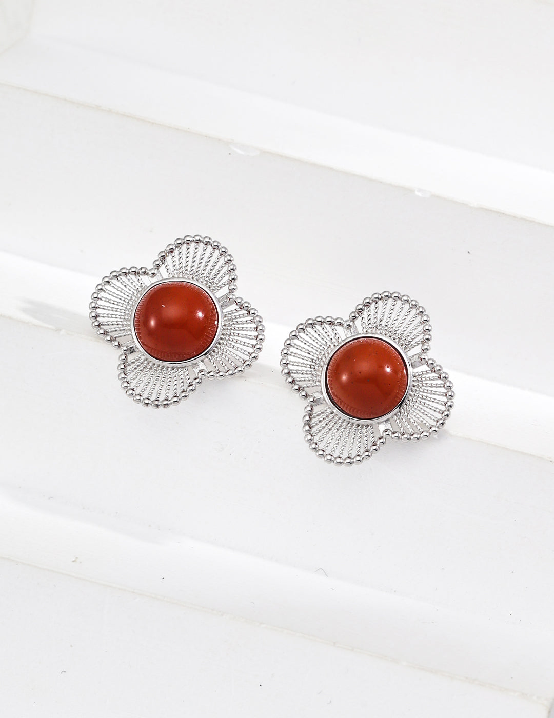 Vintage Red Agate Four-Leaf Clover Earrings, red agate earrings, four leaf clover earrings, S925 silver gemstone earrings, lucky charm earrings, vintage style earrings for women