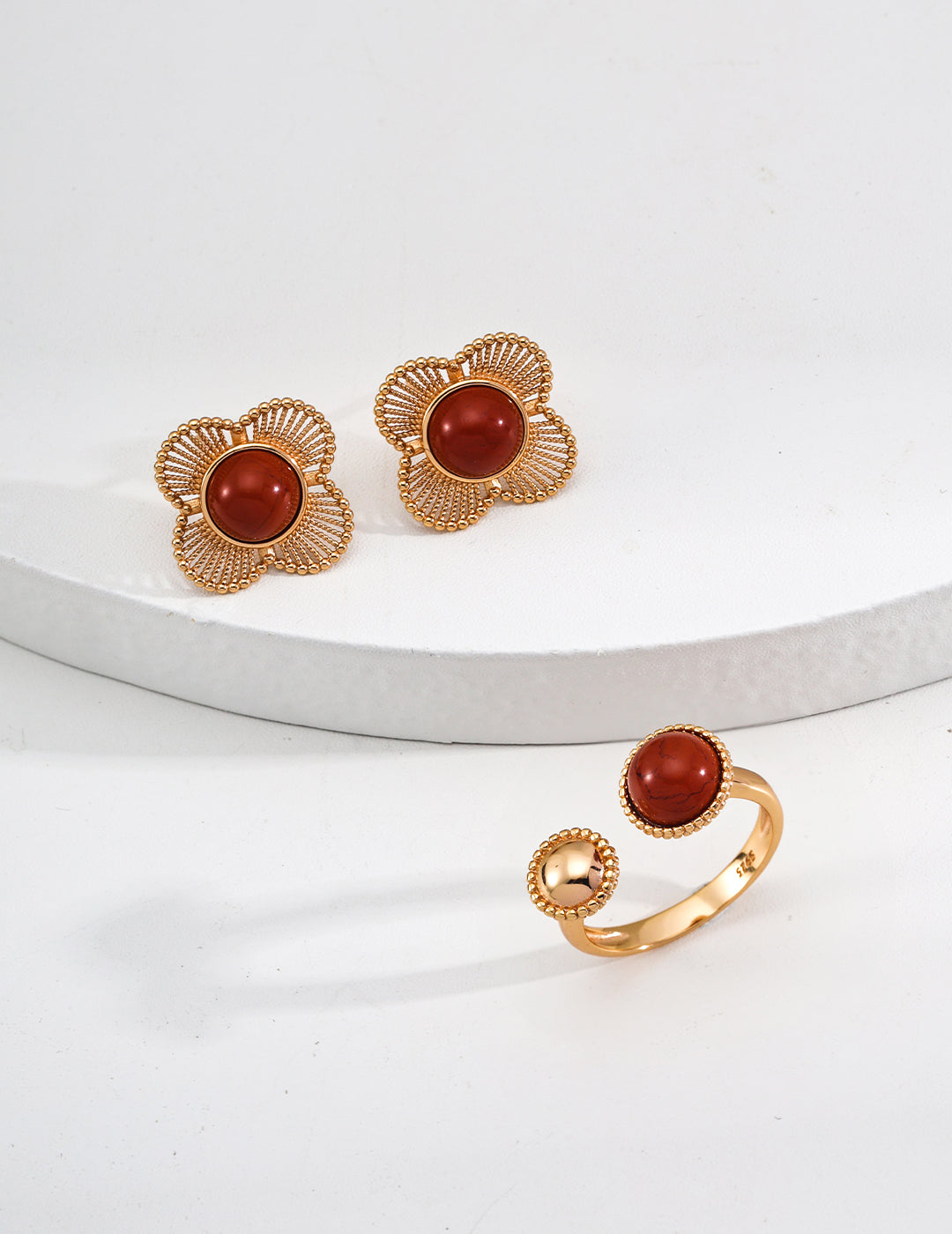 Vintage Red Agate Four-Leaf Clover Earrings, red agate earrings, four leaf clover earrings, S925 silver gemstone earrings, lucky charm earrings, vintage style earrings for women