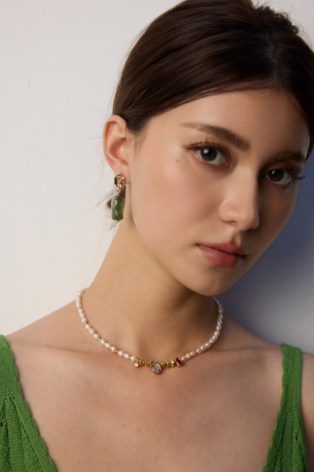 Minimalist Amber-Inspired Earrings, green amber inspired earrings, S925 silver earrings, vintage gold earrings, minimalist gemstone earrings, nature inspired jewelry
