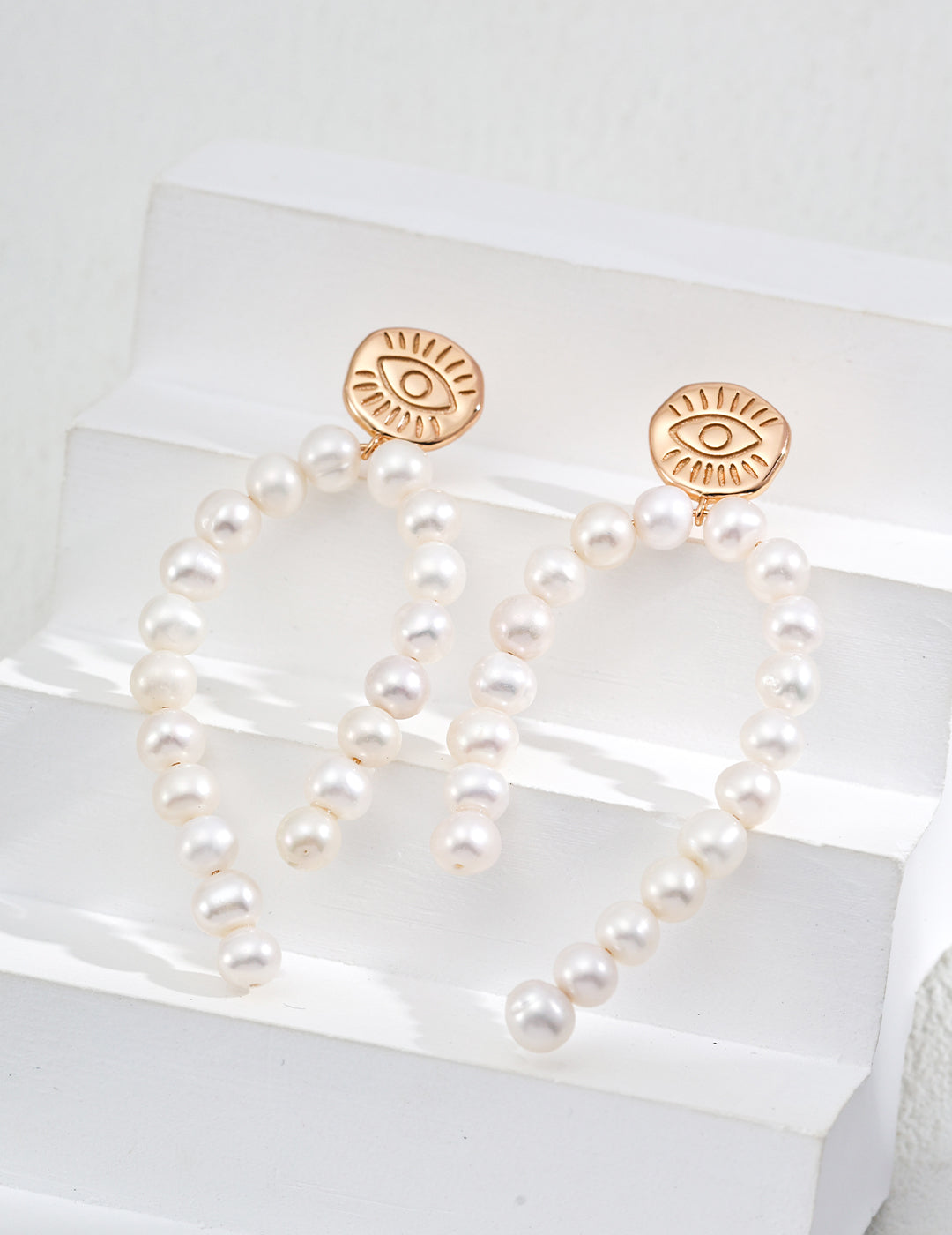 S925 Silver Vintage Gold Pearl Earrings, French style pearl earrings, vintage gold pearl earrings, sterling silver pearl earrings, French elegant jewelry, pearl earrings for women