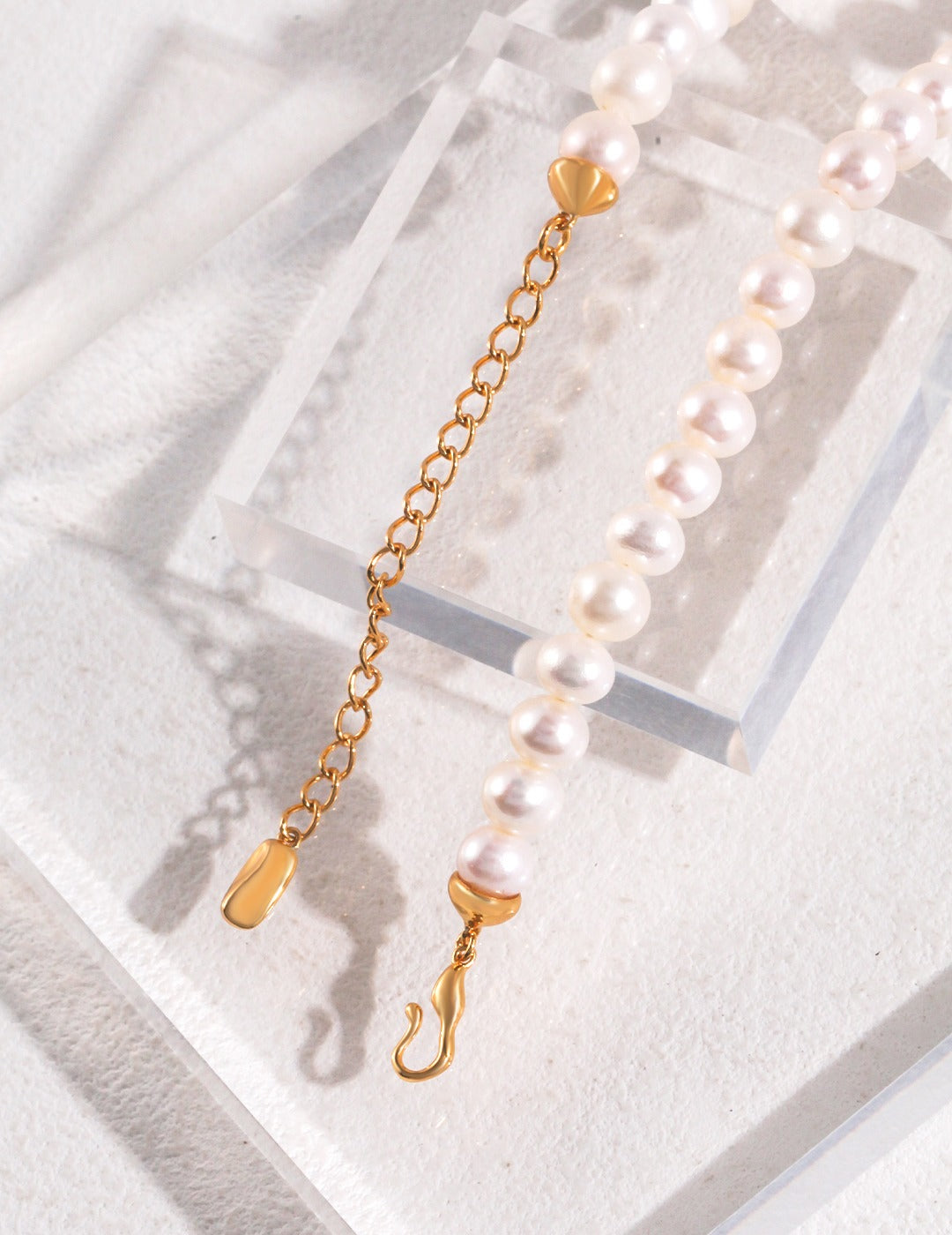 Minimalist Classic Pearl Necklace, S925 silver pearl necklace, minimalist pearl necklace, classic pearl necklace for women, everyday pearl jewelry, timeless pearl necklace
