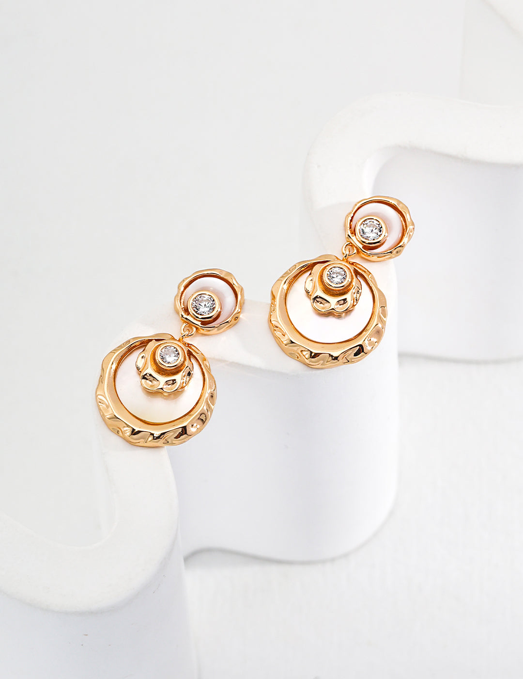 mother of pearl zircon earrings, S925 silver pearl earrings, elegant mother of pearl earrings, timeless gemstone earrings, mother of pearl earrings, zircon gemstone earrings, elegant feminine jewelry, timeless earrings, gemstone jewelry for women, classic pearl earrings
