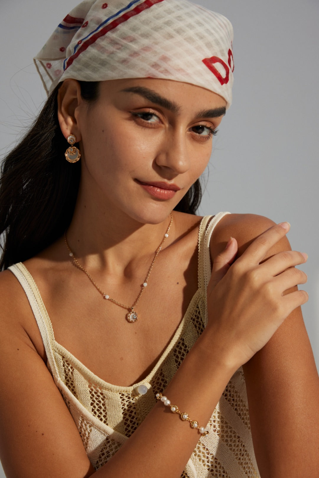 mother of pearl zircon earrings, S925 silver pearl earrings, elegant mother of pearl earrings, timeless gemstone earrings, mother of pearl earrings, zircon gemstone earrings, elegant feminine jewelry, timeless earrings, gemstone jewelry for women, classic pearl earrings