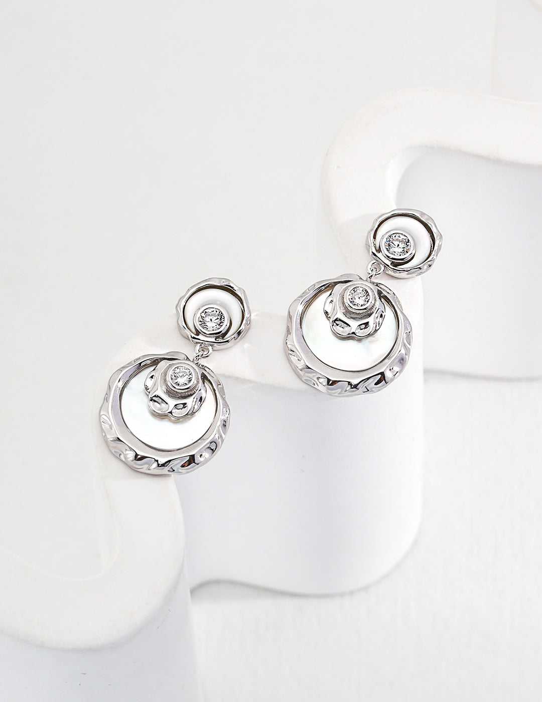 mother of pearl zircon earrings, S925 silver pearl earrings, elegant mother of pearl earrings, timeless gemstone earrings, mother of pearl earrings, zircon gemstone earrings, elegant feminine jewelry, timeless earrings, gemstone jewelry for women, classic pearl earrings