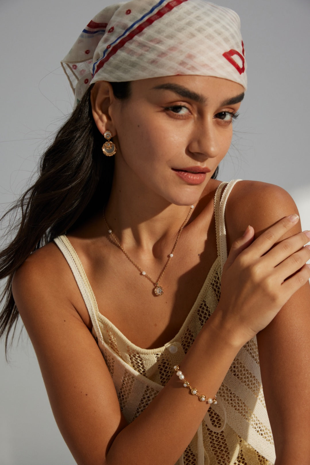 Mother of Pearl Shell Pendant Necklace, shell pendant necklace, sterling silver pearl necklace, zircon pendant necklace, elegant pearl jewelry, vintage style pearl necklace, mother of pearl necklace
