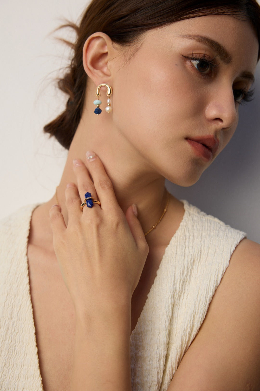 Vintage Lapis Lazuli Earrings, S925 silver lapis lazuli earrings, natural pearl gemstone earrings, elegant gemstone jewelry, lapis lazuli pearl earrings, S925 silver gemstone earrings, natural pearl jewelry, gemstone earrings, elegant jewelry for women, artisan silver earrings, blue gemstone earrings