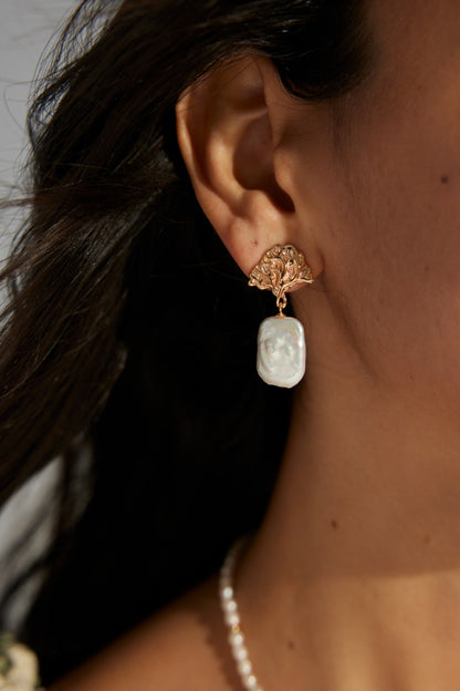 vintage baroque pearl earrings, baroque pearl earrings, leaf shape earrings, vintage pearl earrings, S925 silver pearl jewelry, natural baroque pearl, artistic pearl earrings