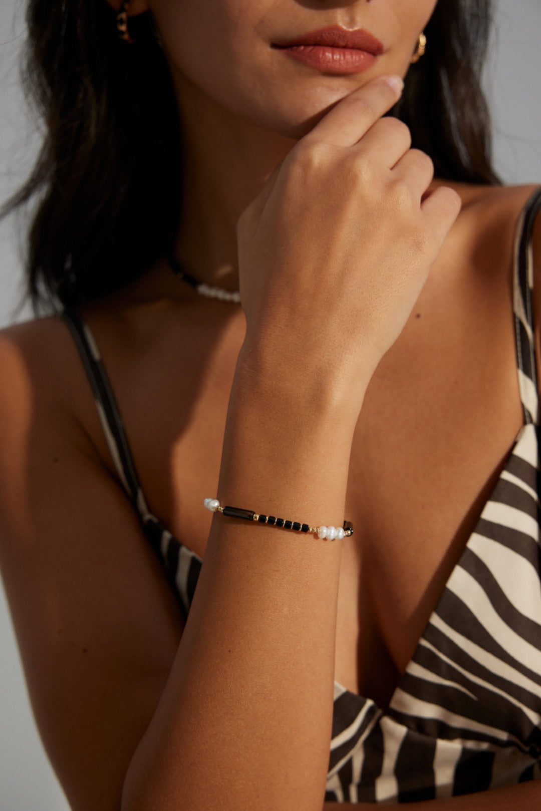 Black Onyx & Natural Pearl Bracelet