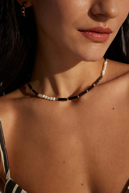 black onyx pearl necklace, black onyx necklace, pearl gemstone necklace, S925 silver pearl necklace, minimalist gemstone necklace, black and white jewelry, natural pearl necklace