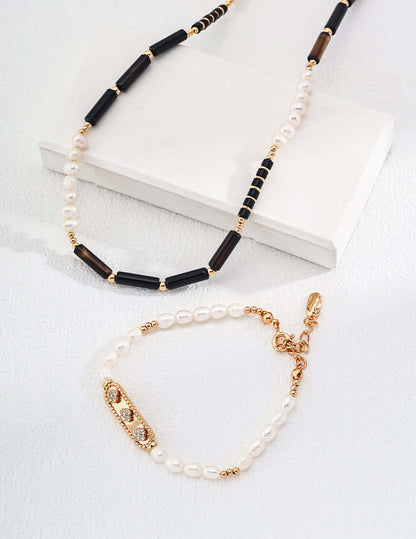 black onyx pearl necklace, black onyx necklace, pearl gemstone necklace, S925 silver pearl necklace, minimalist gemstone necklace, black and white jewelry, natural pearl necklace