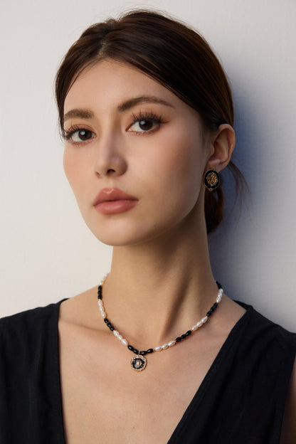 Black Onyx Enamel Pendant Necklace, S925 pearl enamel necklace, black onyx pendant, elegant gemstone necklace, black onyx pearl necklace, enamel pendant necklace, S925 silver gemstone necklace, elegant contemporary jewelry, natural pearl jewelry, black onyx jewelry