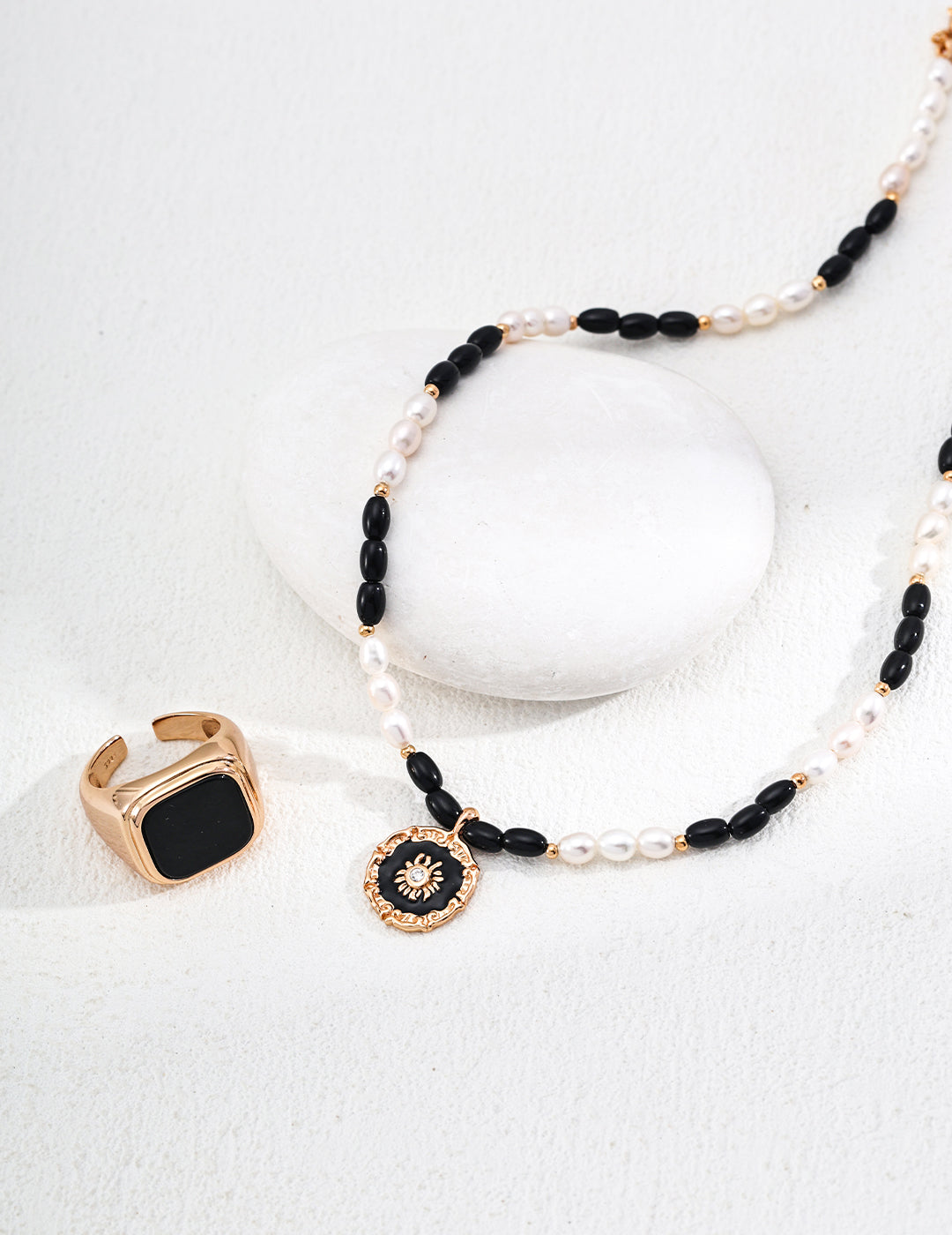 Black Onyx Enamel Pendant Necklace, S925 pearl enamel necklace, black onyx pendant, elegant gemstone necklace, black onyx pearl necklace, enamel pendant necklace, S925 silver gemstone necklace, elegant contemporary jewelry, natural pearl jewelry, black onyx jewelry