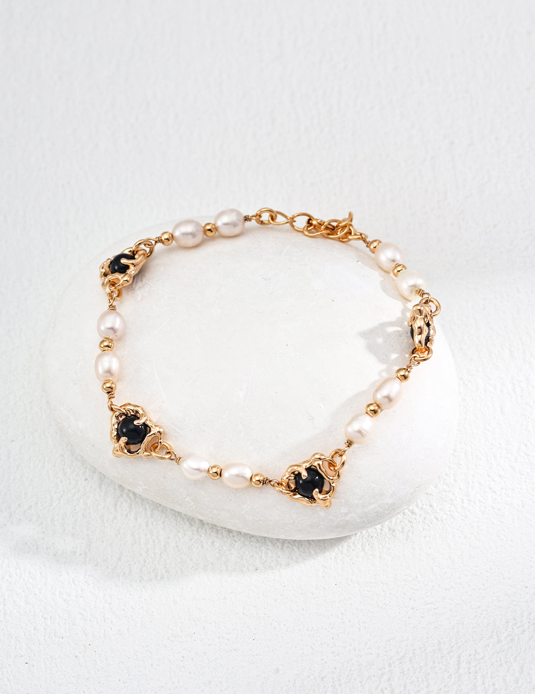 Natural Pearl Black Onyx Bracelet in S925 Silver