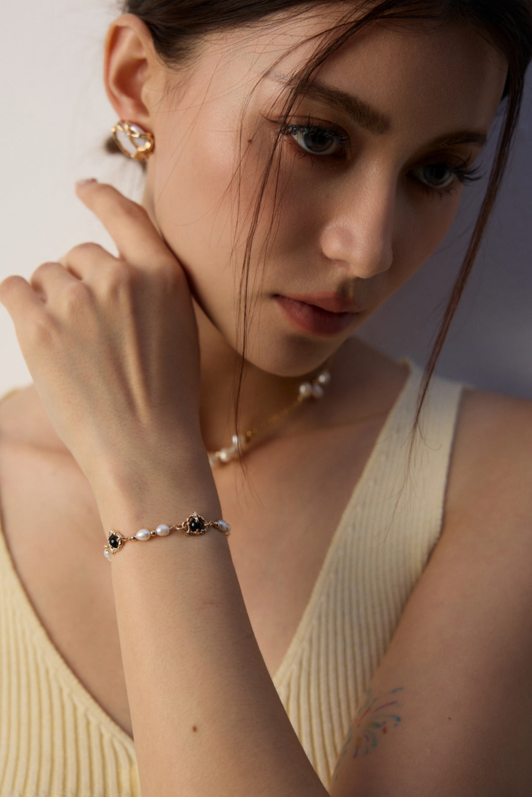 Natural Pearl Black Onyx Bracelet in S925 Silver