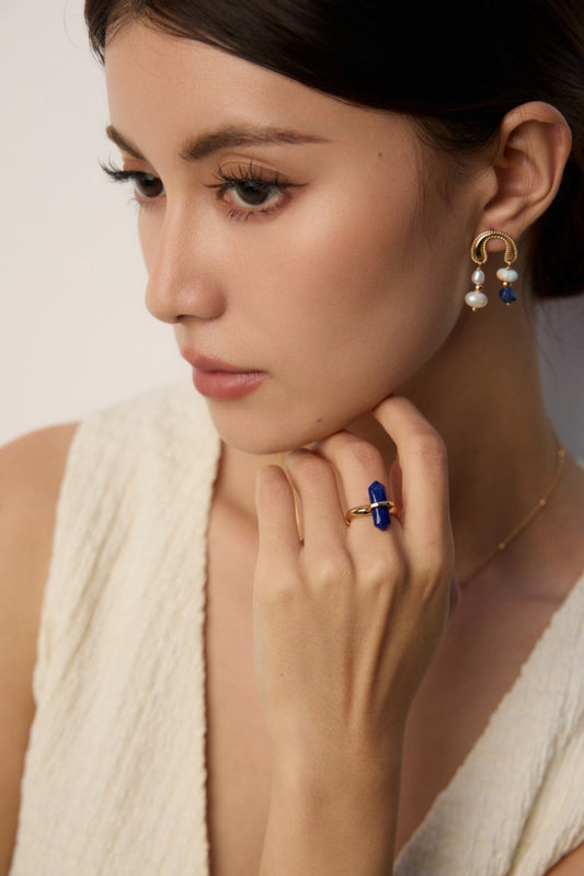 minimalist lapis lazuli ring,S925 lapis lazuli ring, vintage minimalist gemstone ring, artistic lapis jewelry, minimalist lapis lazuli ring, S925 silver gemstone ring, artistic lapis jewelry, vintage gemstone ring, natural lapis jewelry, elegant blue gemstone ring