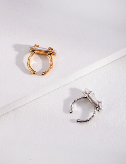 Baroque Natural Pearl Ring – Organic Fluid Design