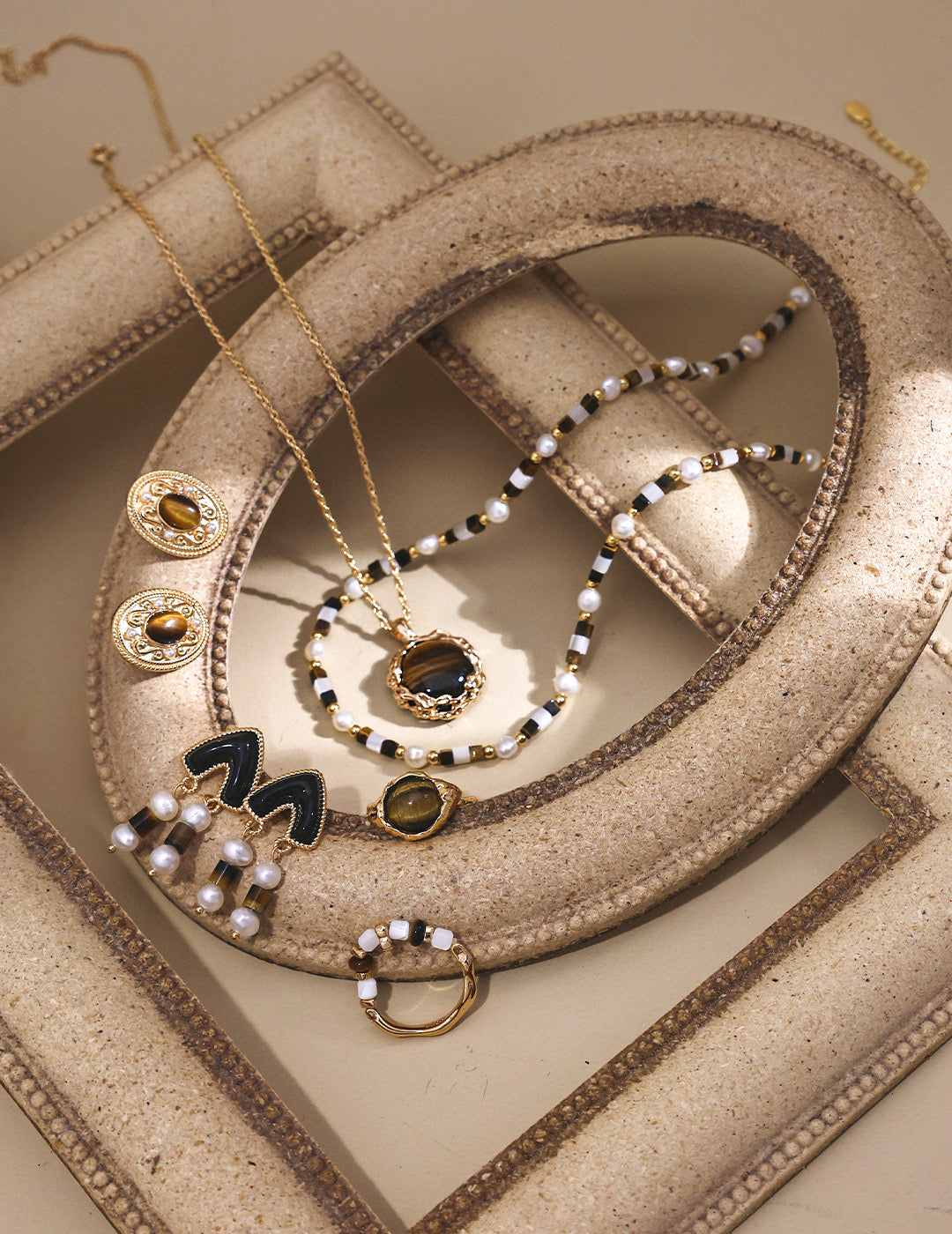 Tiger’s Eye & Natural Pearl Necklace
