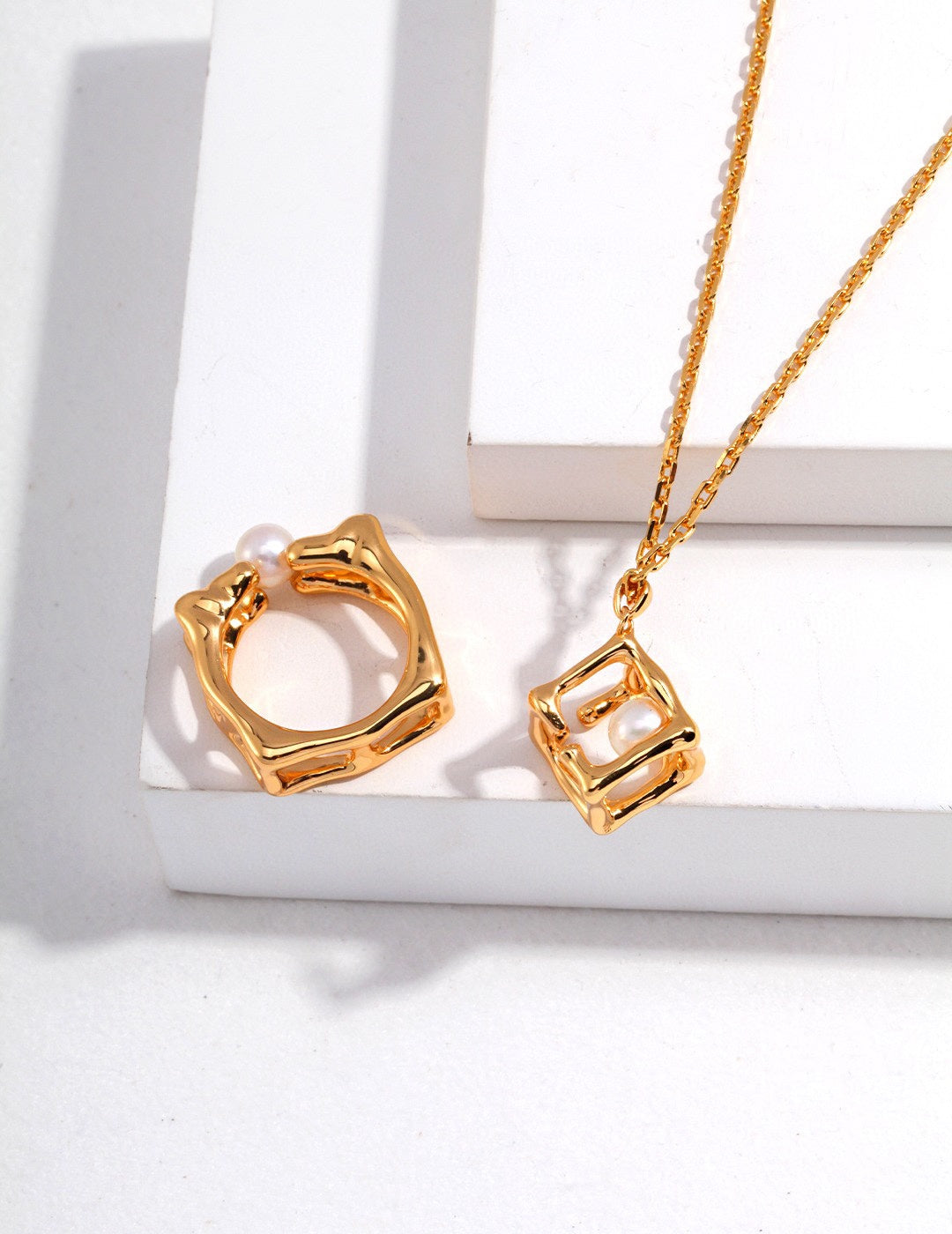 Pearl Square Pendant Necklace