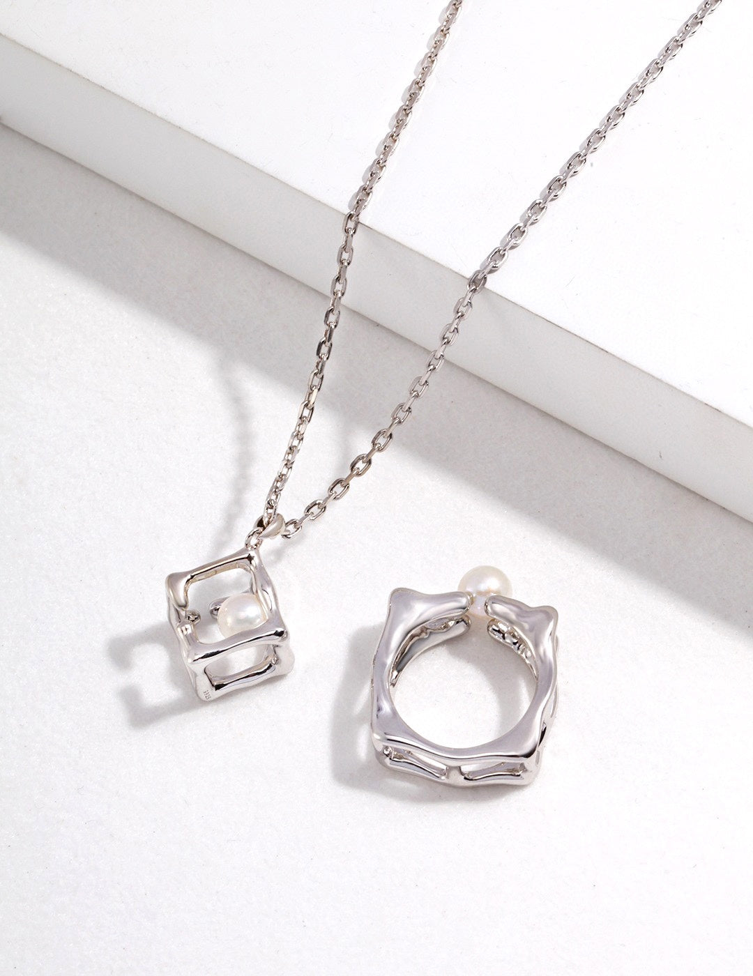 Pearl Square Pendant Necklace