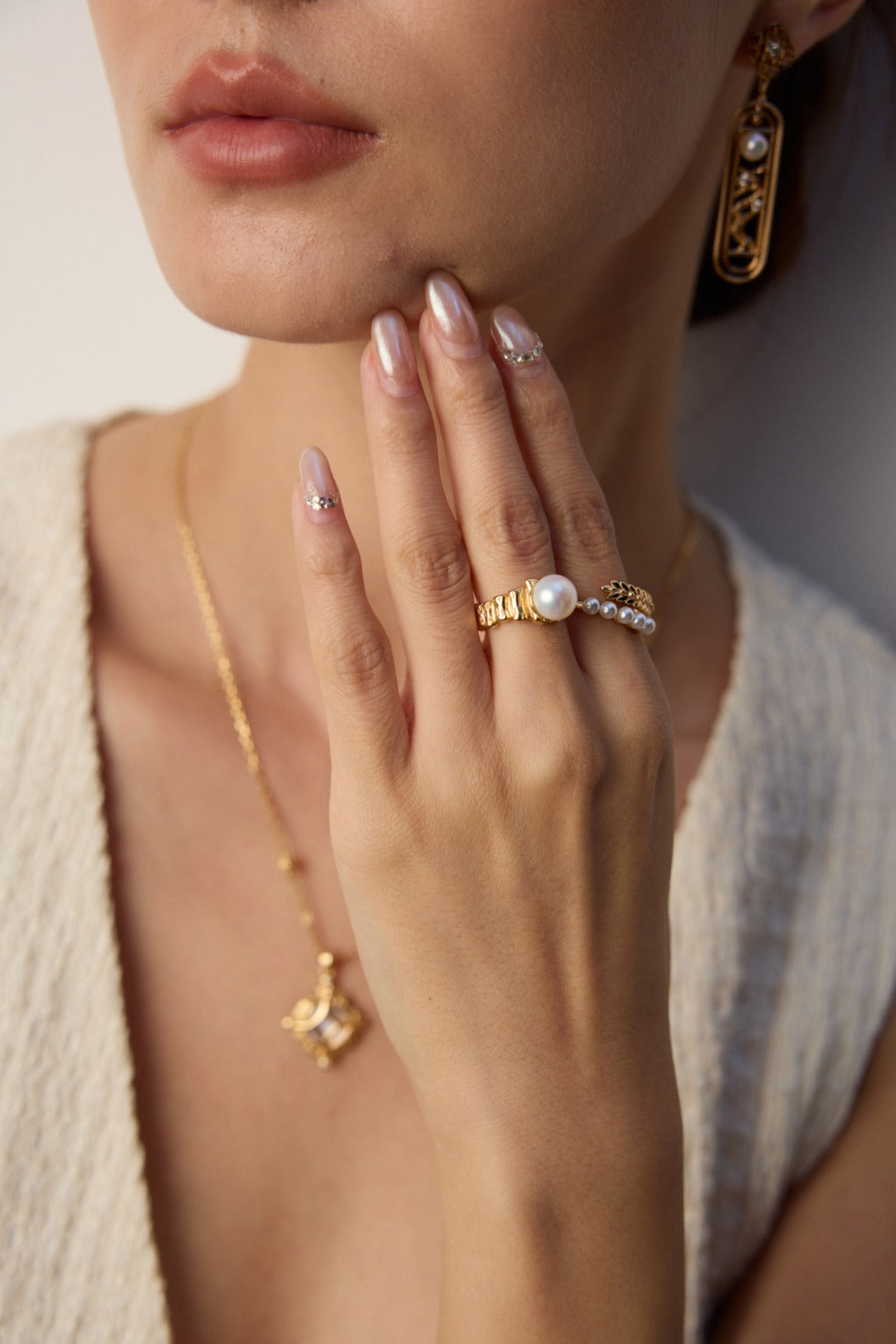 Minimalist Natural Pearl Ring