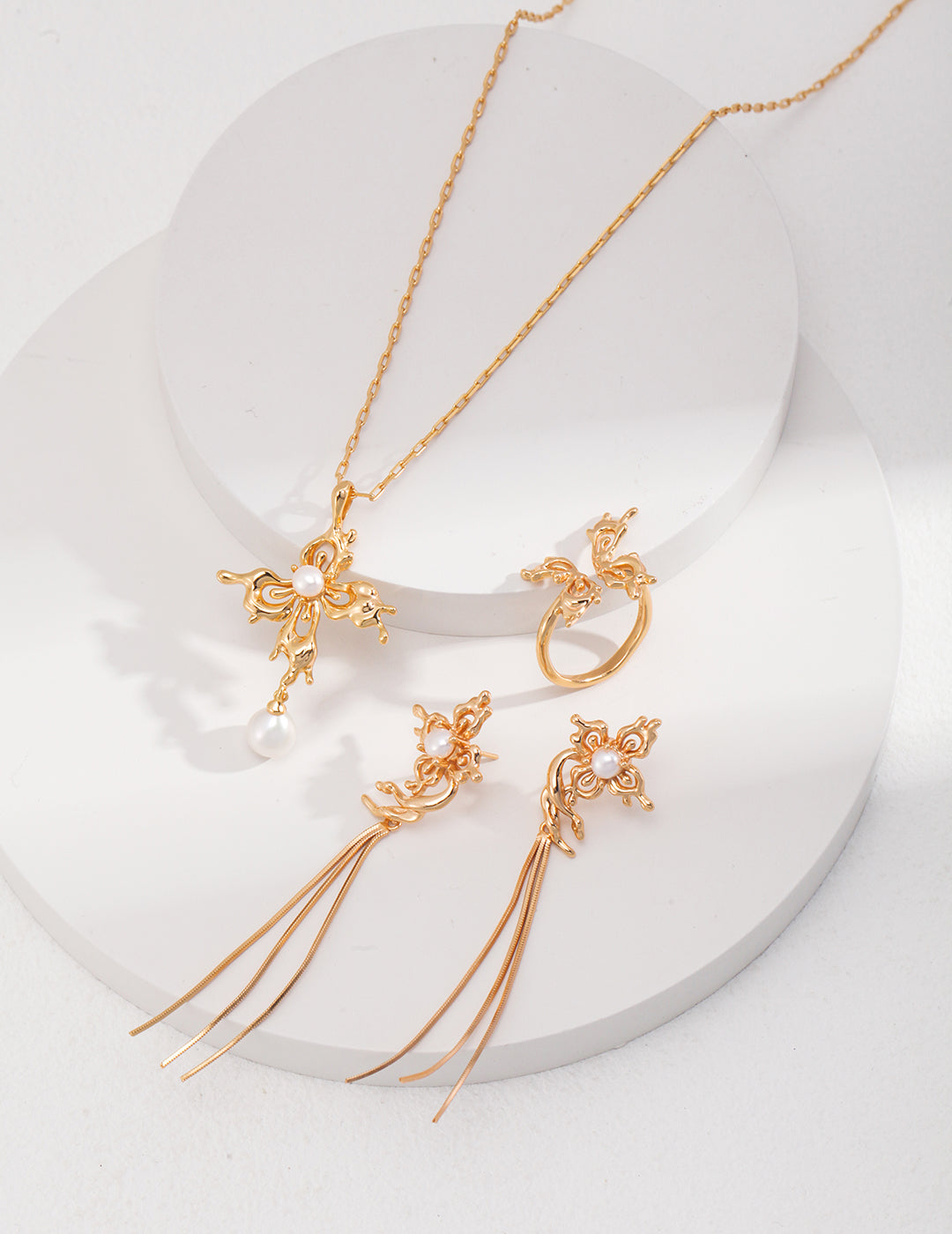 Butterfly Orchid Pearl Necklace | S925 Silver Tassel Design